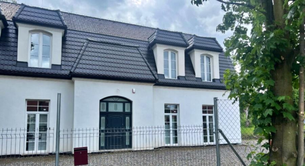 Siedziba Muzeum Sztuki Zgrabionej w Sulisławicach