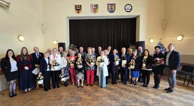 	Złote Gody. Pary otrzymały medale za długoletnie pożycie małżeńskie