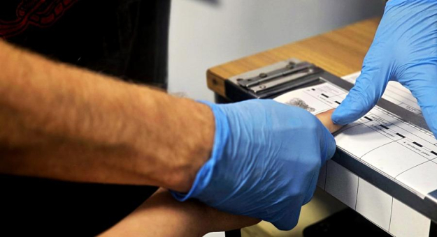 39-letnia kobieta odpowie za kradzież w markecie. Grozi jej do 5 lat więzienia