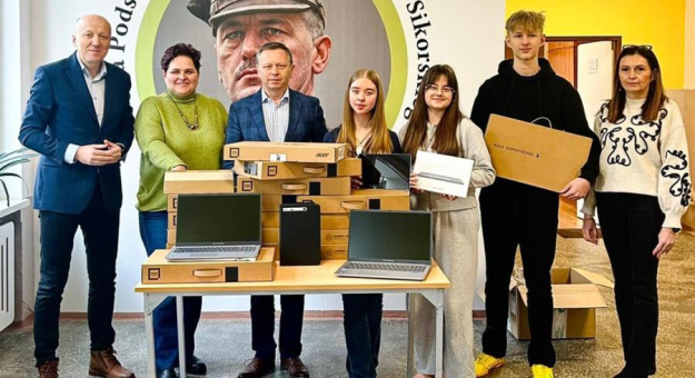 	Cyfrowa transformacja w szkołach podstawowych