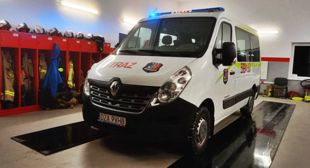 Nowy mikrobus w OSP Brzeźnica