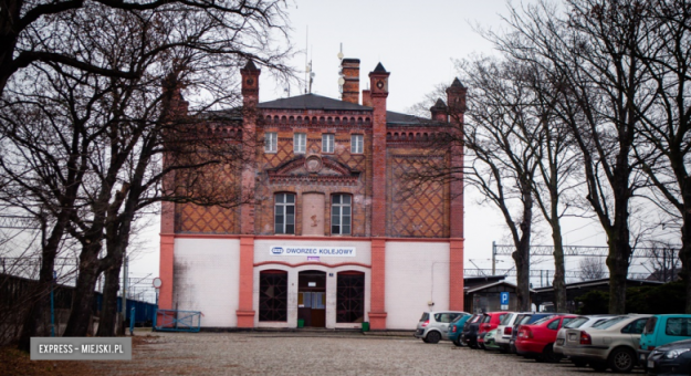 Dworzec w Kamieńcu Ząbkowickim - 2020 rok