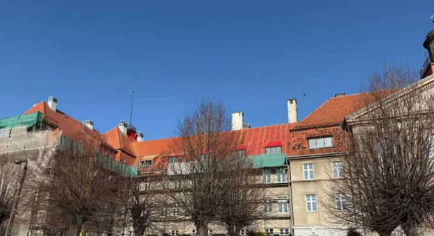 Trwają prace przy termomodernizacji budynku Liceum Ogólnokształcącego w Ząbkowicach Śląskich