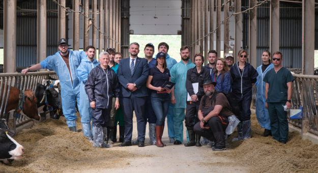 Lekarze weterynarii odbyli zajęcia specjalizacyjne w OHZ w Starczowie