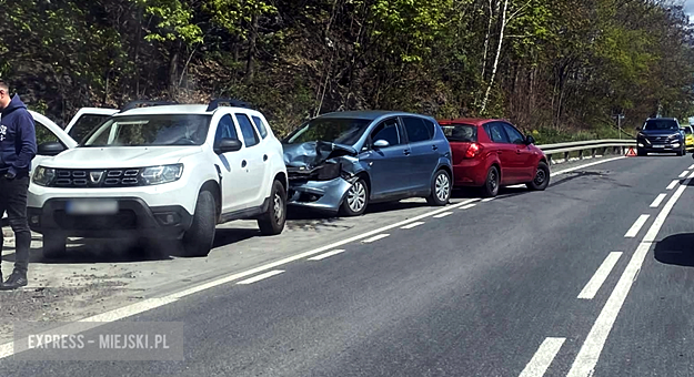 Kolizja na krajowej ósemce w Bardzie