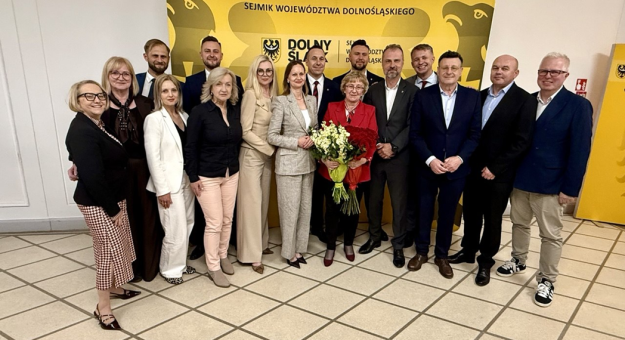 Zarząd Województwa Dolnośląskiego z absolutorium za 2025 rok