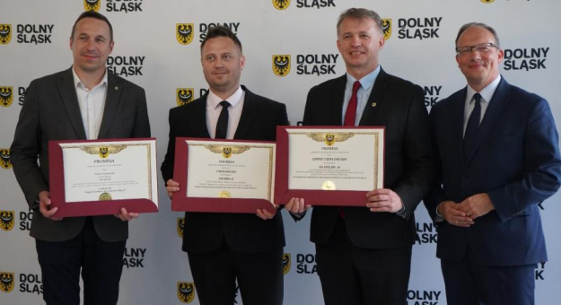 Ponad 3.6 mln zł dla samorządów z powiatu na rozwój wsi, gospodarkę wodną i wsparcie rolnictwa