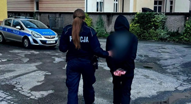 Dwa zatrzymania narkotykowe jednego dnia. 20-latek i 15-latek w rękach policji [video]