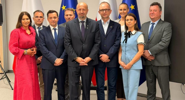 Przywrócenie ciągłości morfologicznej rzeki Nysy Kłodzkiej - podpisanie umowy o dofinansowanie