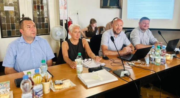 Burmistrz Ziębic z jednogłośnym absolutorium i wotum zaufania