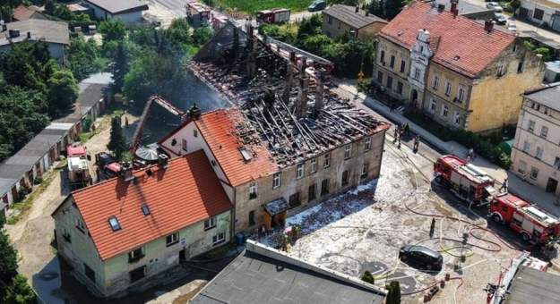 Po pożarze budynku przy ul. Złotostockiej uruchomiono zbiórki dla poszkodowanych mieszkańców