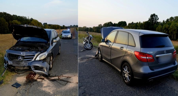 Czołowe zderzenie motocykla z mercedesem