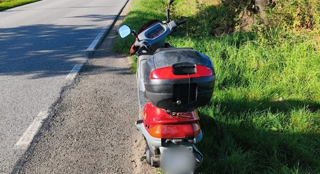 Dwie interwencje drogowe w powiecie. Nietrzeźwy motorowerzysta i kierowca z zakazem