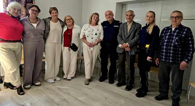 Spotkanie z seniorami w Bardzie odbyło się w ramach programu „Senior na szóstkę z plusem”