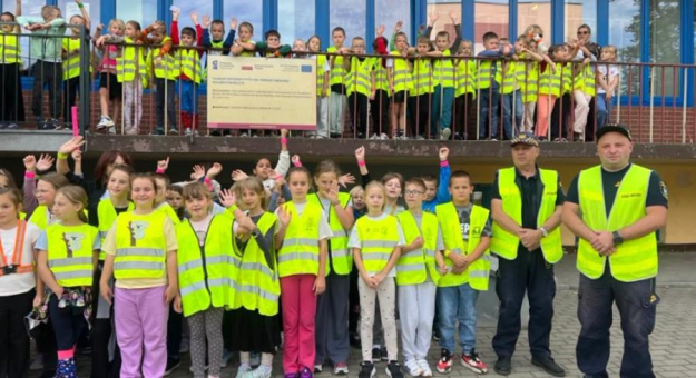 Uczniowie SP nr 2 w Ziębicach przypomnieli sobie zasady bezpieczeństwa na drodze